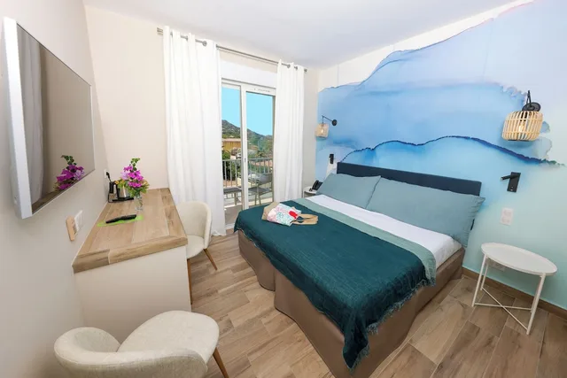 Comfort, Queen Bed, City or Country View, Balcony، Le Saint Erasme 5/10