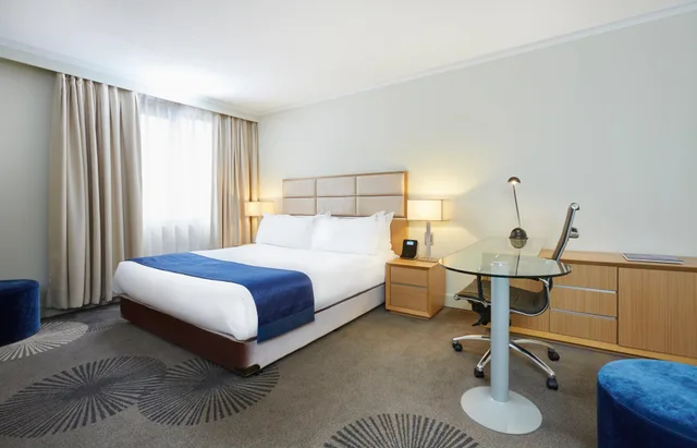 غرفة ديلوكس بسرير كينج، Holiday Inn Parramatta 2/6