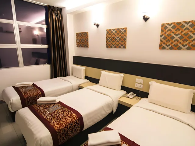 Superior, Triple, Uptown Hotel Seremban 2/2
