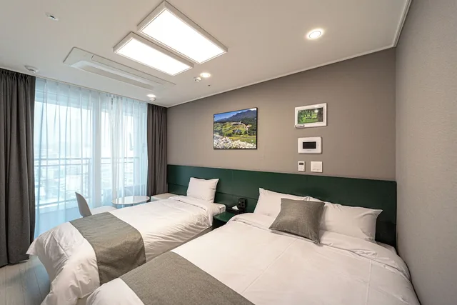 Superior, Twin Beds, 1 Double and 1 Single Bed, Bella Stay Hotel Chuncheon 3/10