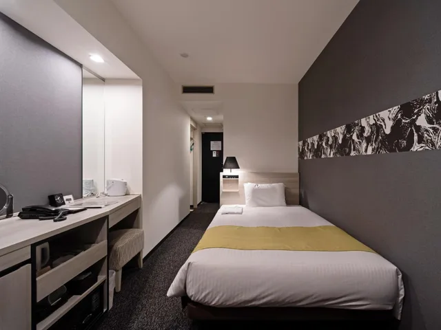 غرفة قياسية للمدخنين، Mitsui Garden Hiroshima 2/3