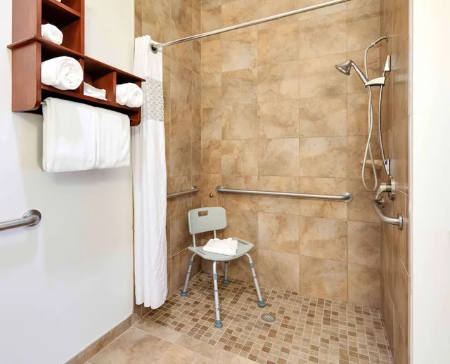 غرفة بسرير كينج لذوي الإعاقة، Hampton Inn Suites Dallas Arlington South 6/6