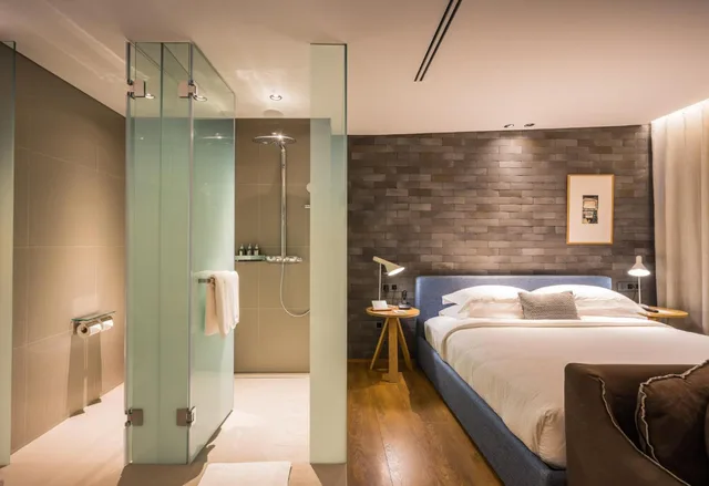 جناح ديلوكس بسرير كينج بشرفة، Ad Lib Hotel Bangkok 2/3
