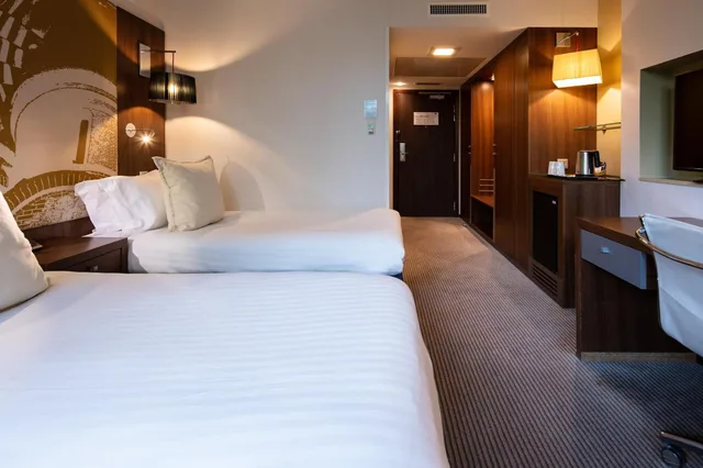 غرفة قياسية بسرير كينج، Crowne Plaza Montpellier Corum 3/9