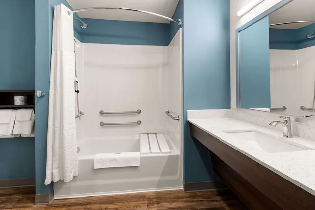 جناح بسريرين كوين لذوي الإعاقة، WoodSpring Suites Bowling Green I-65 3/3