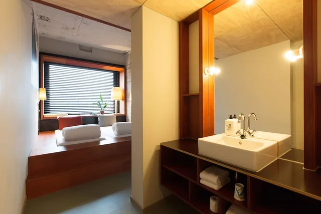 غرفة قياسية بسريرين منفصلين، Volkshotel Amsterdam 2/3