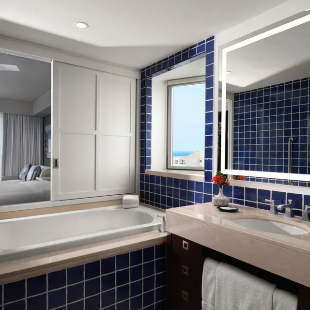 2 Bedrooms, Villa, Ocean Front, Jetted Tub, Balcony، The Westin Lagunamar Ocean Resort Villas & Spa 8/10