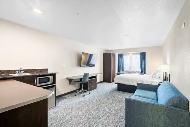 جناح بسرير كوين، Microtel Inn Suites By Wyndham Gonzales 2/6
