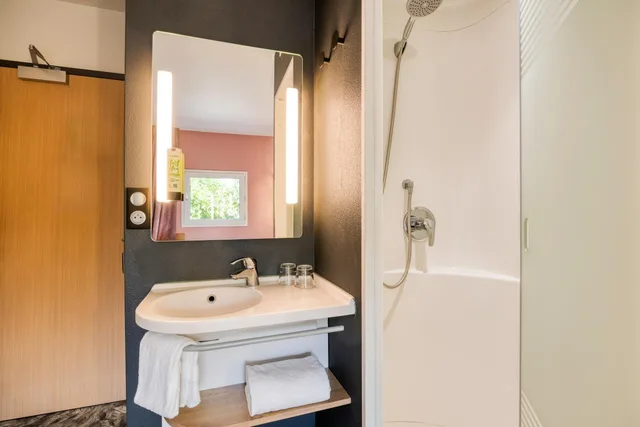 غرفة بسرير فردي، B&B Hotel Liege Rocourt 6/8