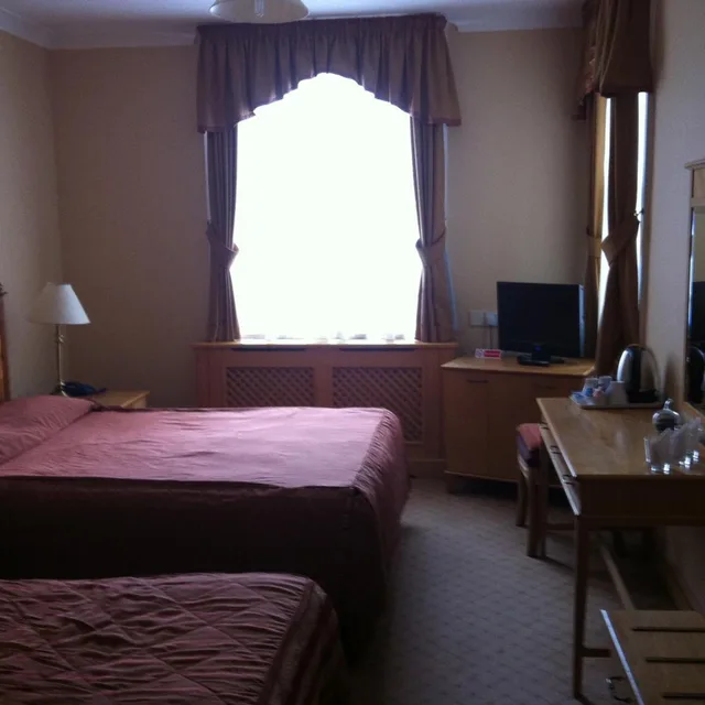 Standard, Triple, Troy Hotel 5/7