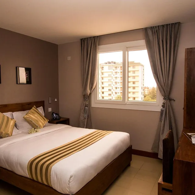 Deluxe, The Venus Premier Hotel 1/7