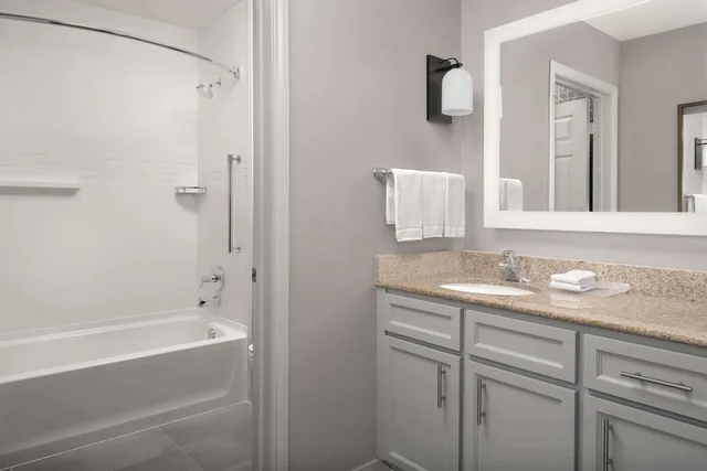 جناح بسريرين مزدوجين وسرير كينج بغرفتي نوم، Homewood Suites By Hilton San Antonio-Riverwalk/Downtown 13/14