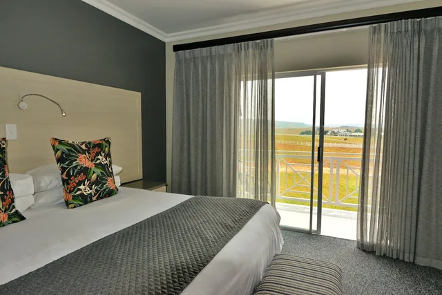 2 Bedrooms, Deluxe, House, King and Twin Beds، Dunkeld Country Estate 3/4