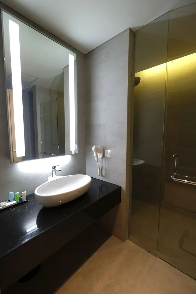 غرفة سوبيريور بسريرين منفصلين، Hotel Ayola Lippo Cikarang 6/11