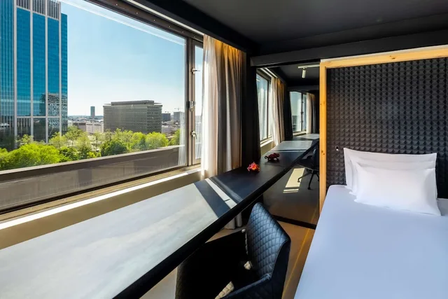 Nhow, Art, Junior Suite, King Bed، Nhow Brussels Bloom 8/10