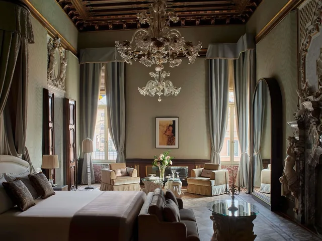 Express, Orient, Suite, Double Bed، Orient Express Palazzo Dona Giovannelli 2/9
