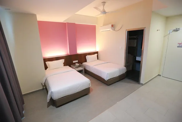 Super, Deluxe, Executive, Twin Beds، Pantai Regal Hotel 8/10