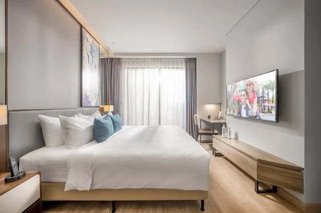 غرفة تنفيذية بسريرين كينج بـ3 غرف نوم، Citadines Marina Halong 2/3