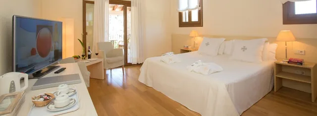 غرفة سوبيريور بسريرين منفصلين، La Hermitage 1/3