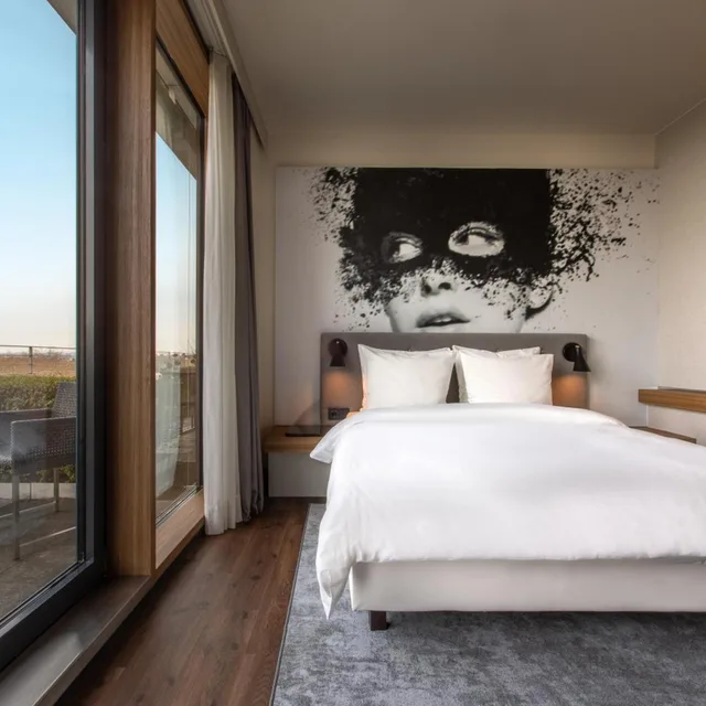 Premium, Balcony, Radisson Blu Hotel Cologne 1/10