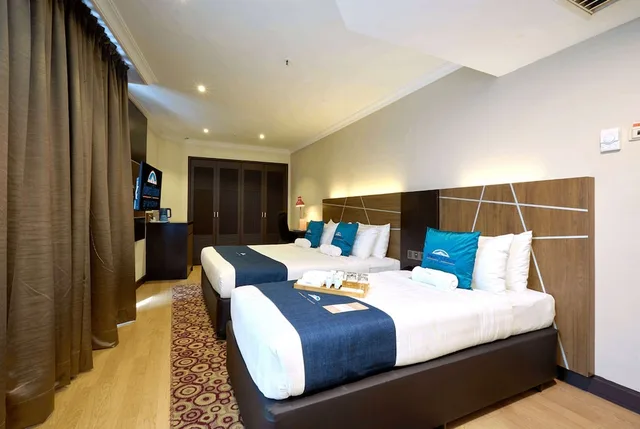 غرفة سوبيريور بسرير فردي وسرير كينج وسرير فردي، Howard Johnson By Wyndham Kuala Lumpur 118 2/6