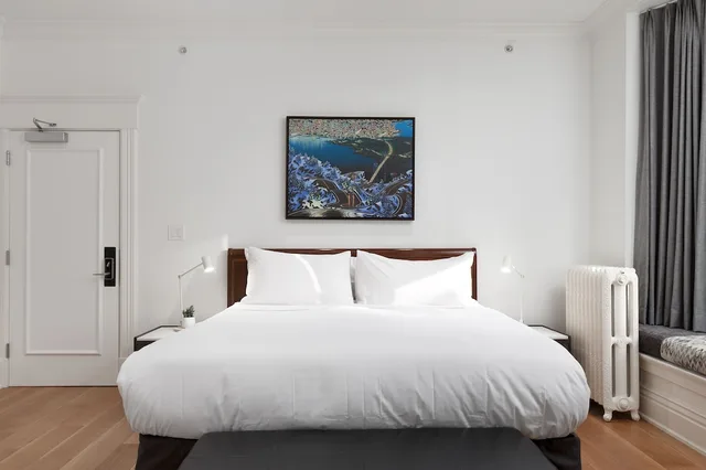 غرفة سوبيريور بسرير كينج، Victorian Hotel 1/4