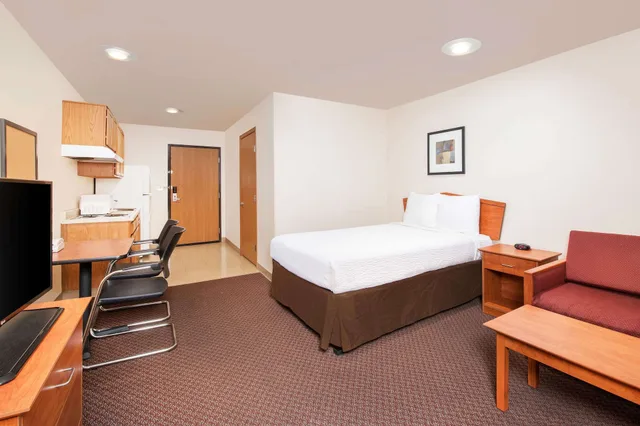 غرفة بسرير مزدوج للمدخنين لذوي الإعاقة، WoodSpring Suites Columbus Fort Benning 7/10