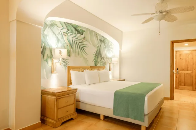 غرفة جونيور بإطلالة على الحديقة، IBEROSTAR Selection Paraiso Lindo 2/4