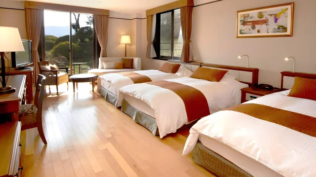 Room, Triple, 3 Beds, Corner, Hotel de Yama, Hakone Lakeside 1/2