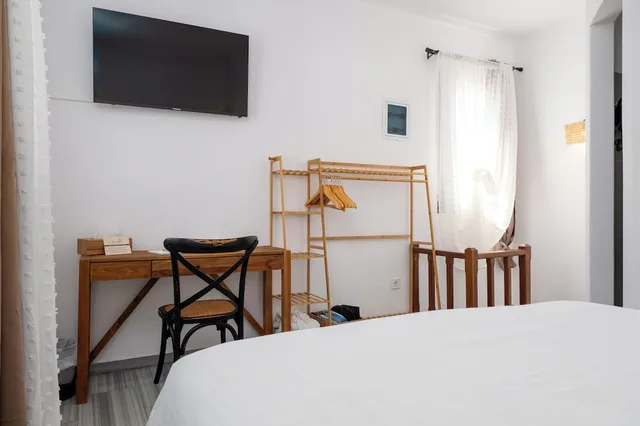 Junior Suite, King Bed, Sofa, PAROSLAND HOTEL 4/10