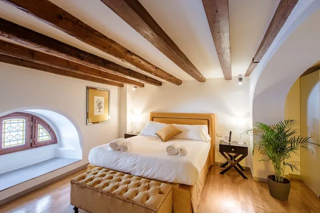 Gold, Twin Beds، Relais Tosinghi 3/8