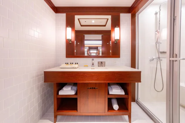 جناح بريميير جونيور، Premier Hotel Mojiko 4/4