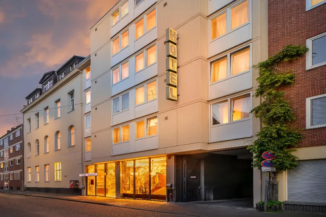 غرفة، Hotel Leonet 1/1