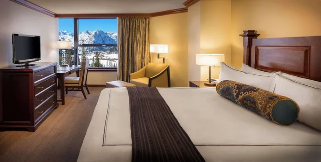 2 Bedrooms, Deluxe, Penthouse, King Bed, 2 Queen Beds, Sofa, Everline Resort & Spa 6/11