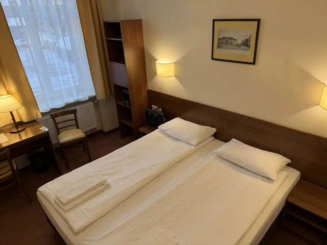 غرفة قياسية بسريرين منفصلين، Memel Hotel 7/10