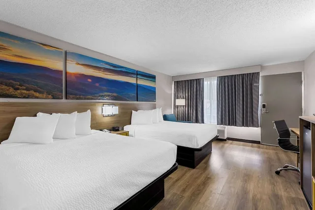 غرفة قياسية بسريرين كوين، Days Inn by Wyndham Clayton 1/8