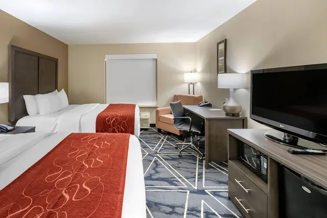 غرفة قياسية بسريرين كوين، Comfort Inn & Suites Lubbock West 2/3