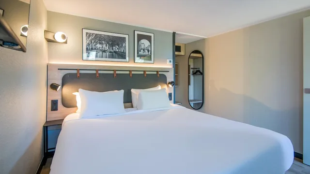 غرفة سوبيريور بسرير كينج، Kyriad Direct Marseille Ouest Martigues 2/5