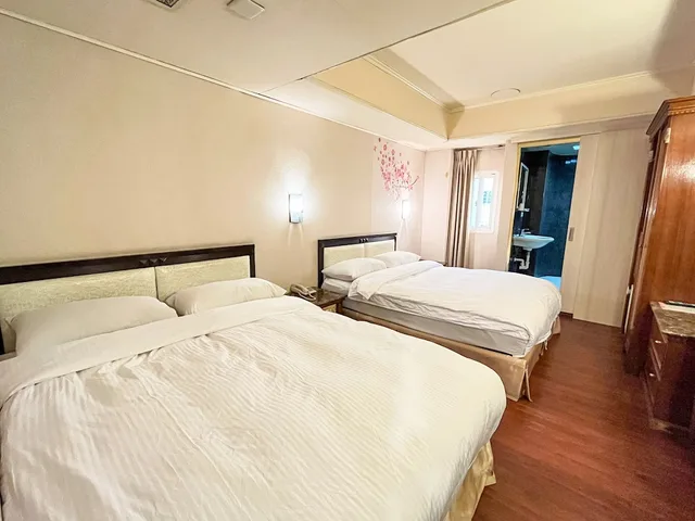 غرفة عائلية رباعية بسريرين مزدوجين، Spring Art Hotel 2/5