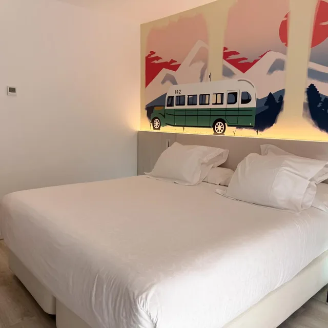 غرفة بسرير كينج، DormirDCine Alicante 1/5