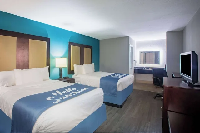 غرفة بسريرين كوين، Days Inn By Wyndham Mobile I-65 1/1