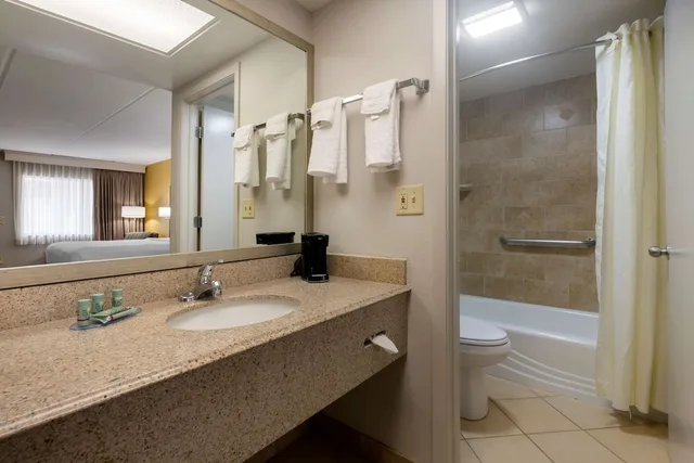 غرفة قياسية كبيرة بسرير كينج، Best Western Inn of Palatka 10/10