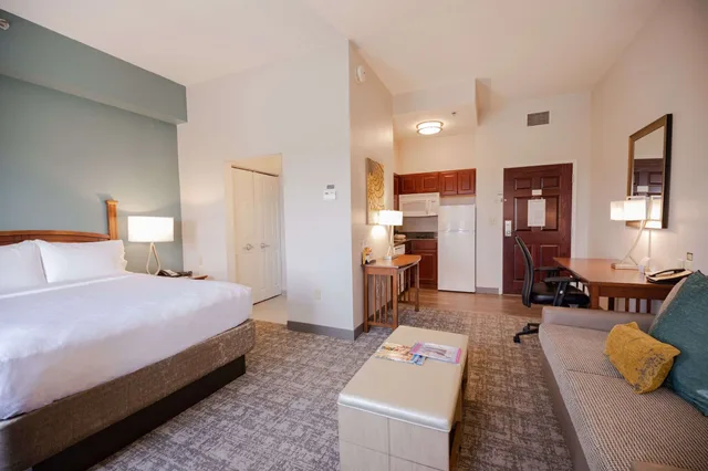 جناح استوديو بسرير كينج، Sonesta Es Suites Baton Rouge University At Southgate 4/4