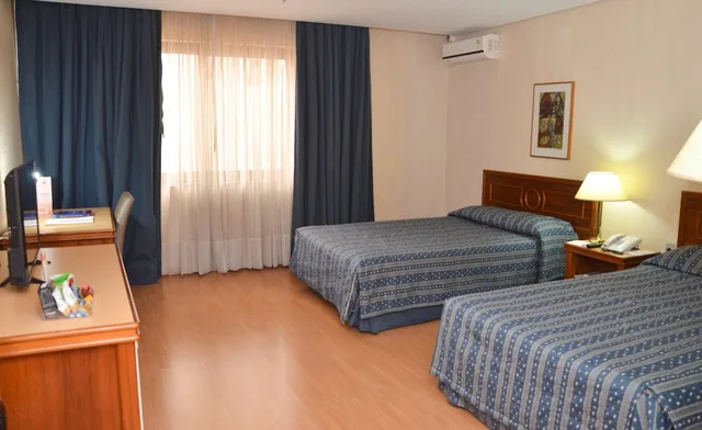 غرفة سوبيريور بسريرين منفصلين، Hotel Embaixador 1/4