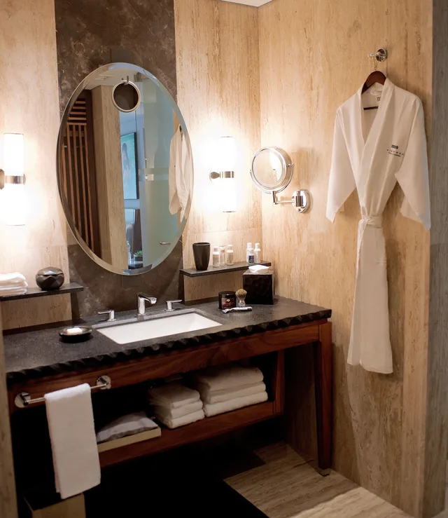 Downtown House, 2 Queen Beds, Balcony, Hyatt Centric Playa del Carmen 8/9