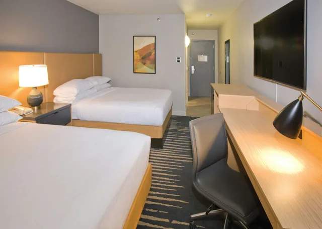 غرفة بسريرين كوين بإطلالة على المسبح، Doubletree By Hilton Chico 2/3