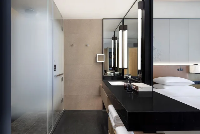 غرفة بزنس بسريرين مزدوجين للمدخنين، Courtyard by Marriott Luoyang 7/7
