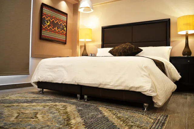 جناح بإطلالة على المدينة، Ambassador Hotel 4/10