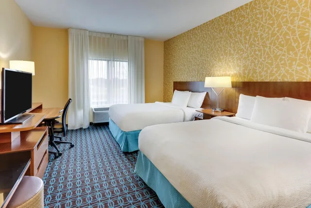 Room, Queen Bed, Fairfield Inn Suites Dunn I 95 4/8