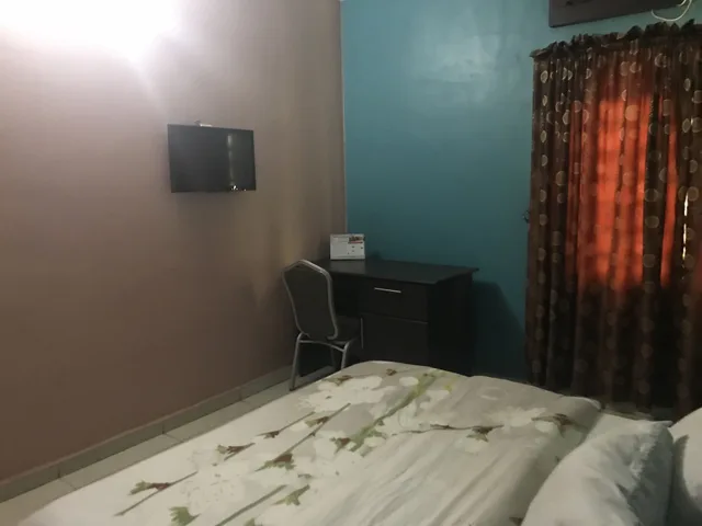 غرفة ديلوكس بسرير كوين، Richmond Hills Suites 4/5